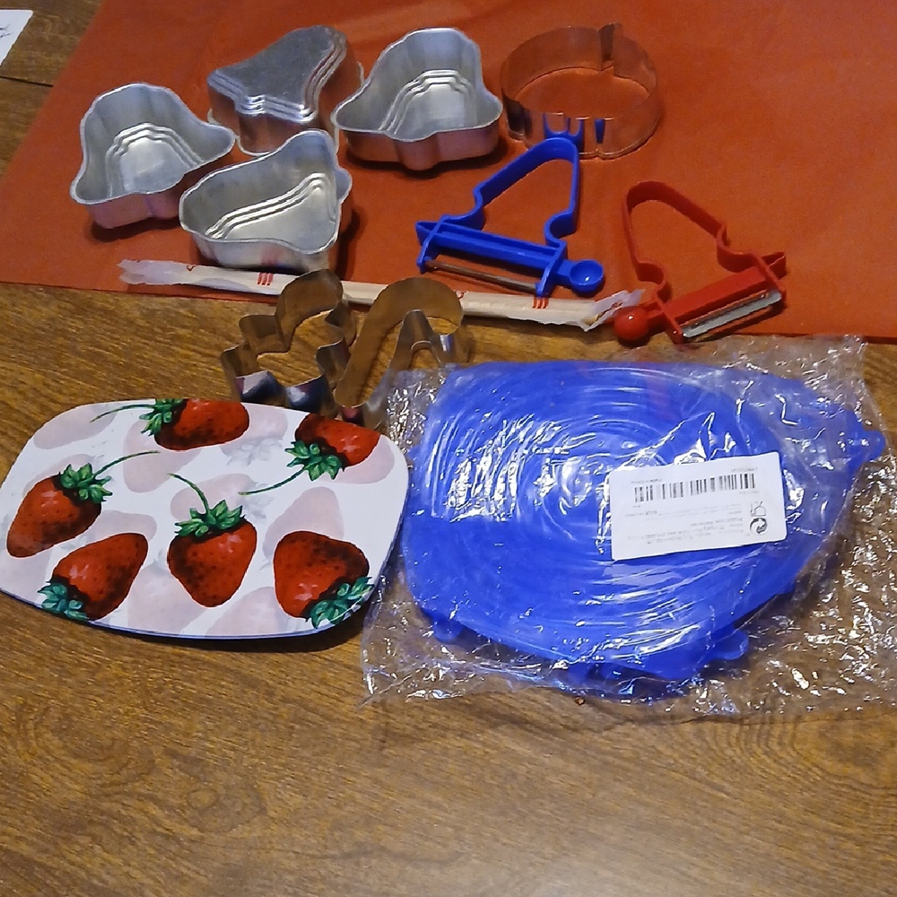 Strawberry Themed Party Supplies Set